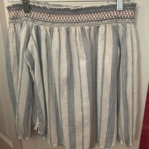 Abercrombie & Fitch Off the Shoulder Long Sleeve